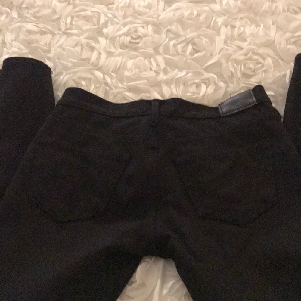 TRUE RELIGION Mid Rise Super Skinny Jeans. Size 25